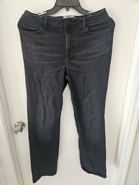 Wrangler Women's Dark Straight-Leg High-Rise Jeans 12x32